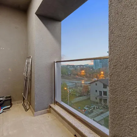 Elegant Uverturii Apartment *